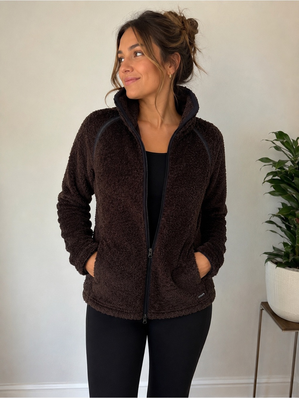 Athleta Cozy Sherpa Fleece Zip-Up Jacket Brown Size Large Made in Canada